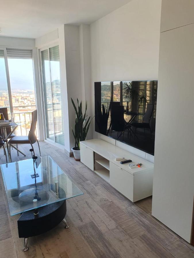 Apartamento Nuevo Estudio, recién reformado, Wifi, Centro de Torremolinos Exterior foto